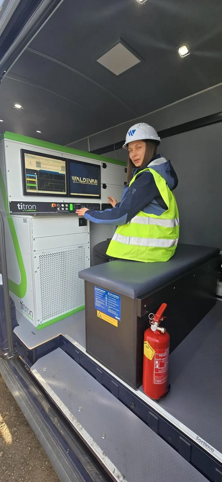 Engineer in the WALDEVAR Autolab cable test van