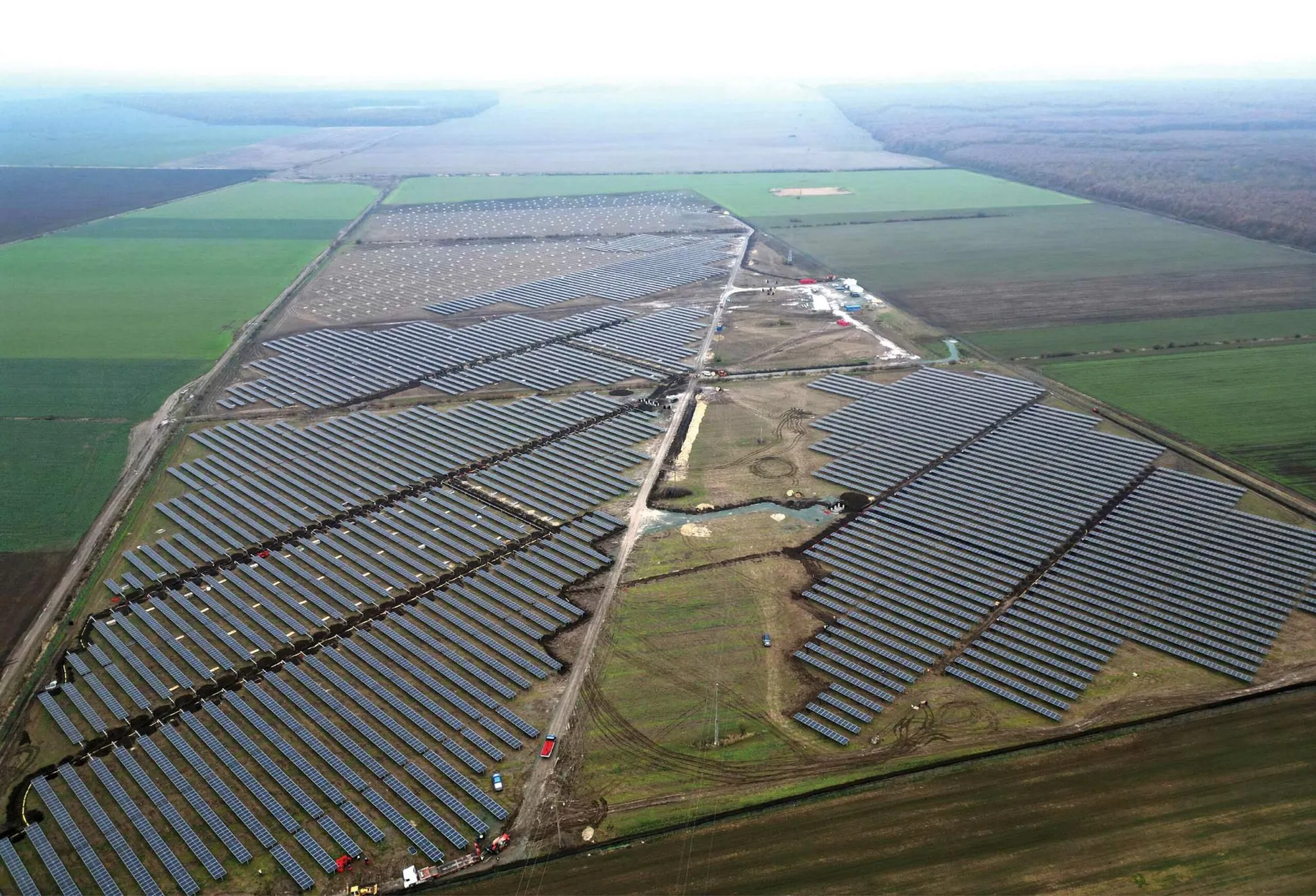 Aerial view of the Roata PV plant