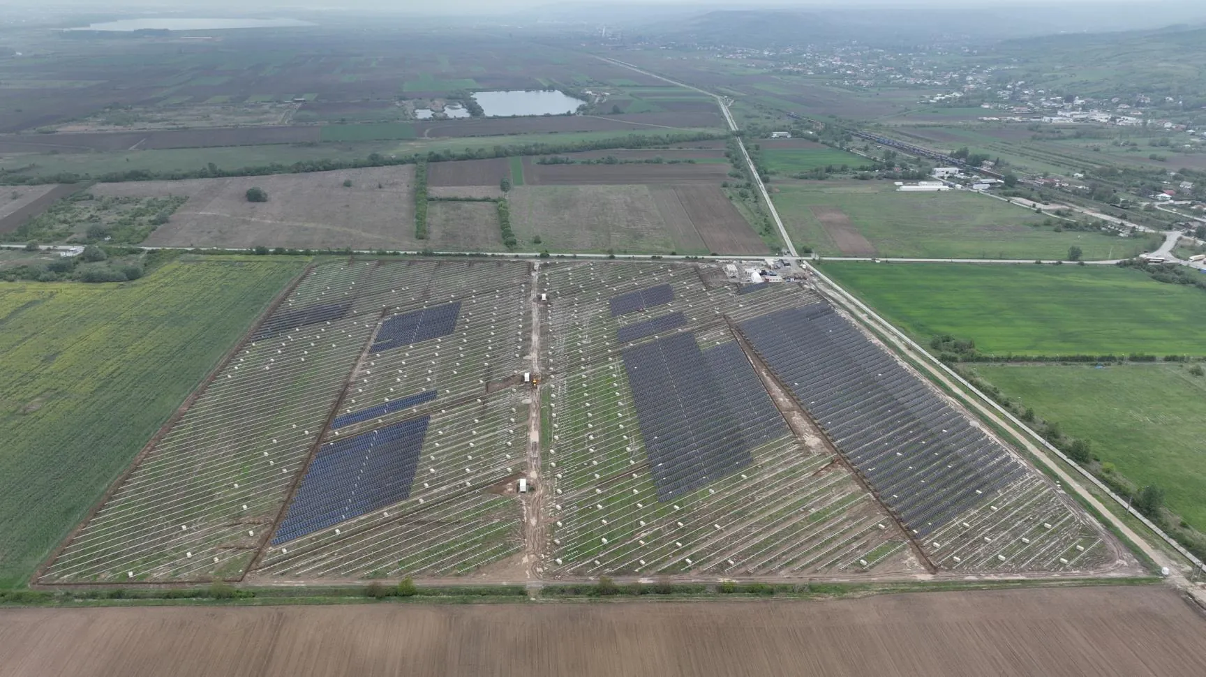 Aerial view of the Topoloveni PV plant